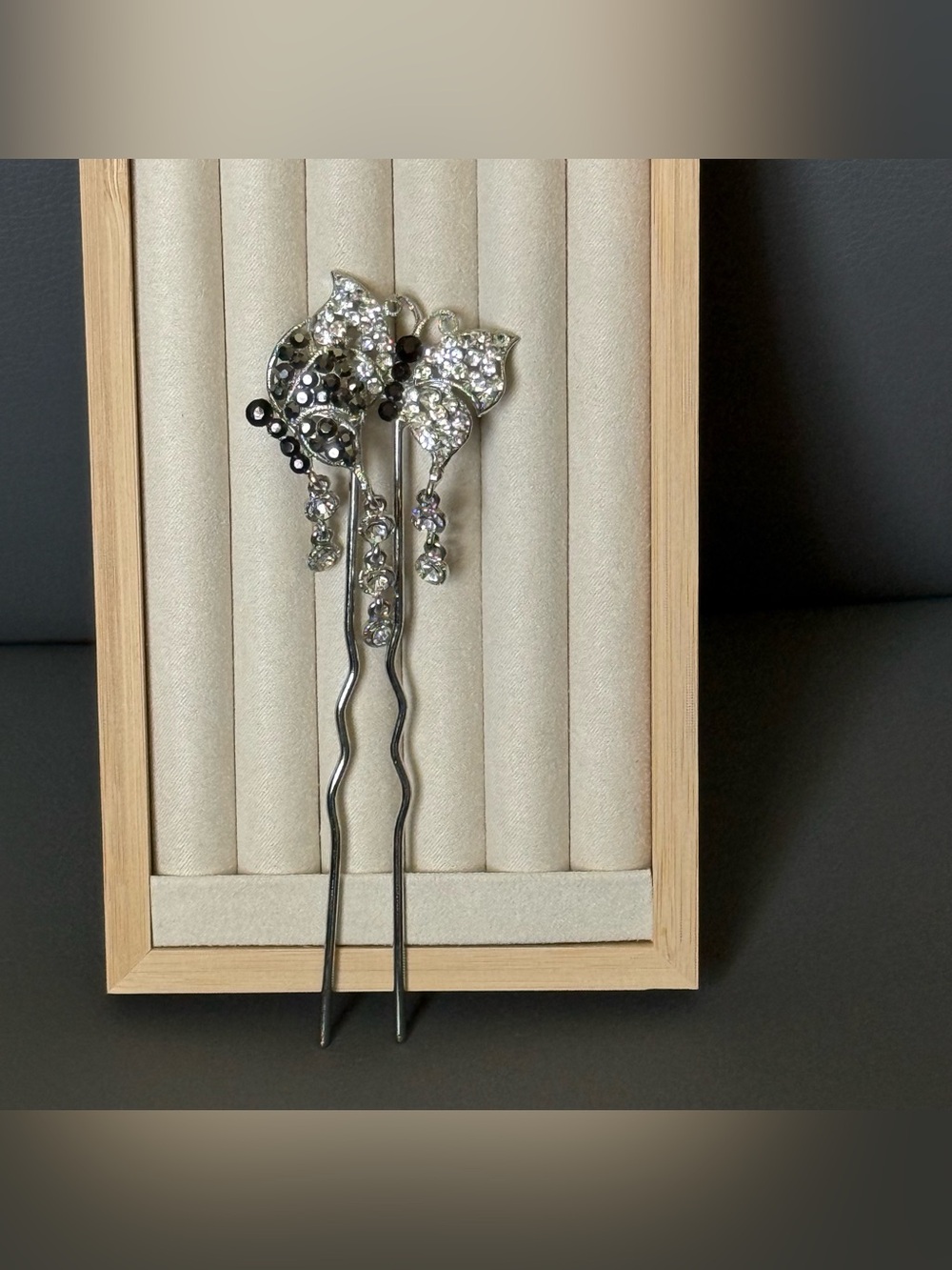 Black & Clear Crystal Butterfly Hair Pin - Picture 13 of 14